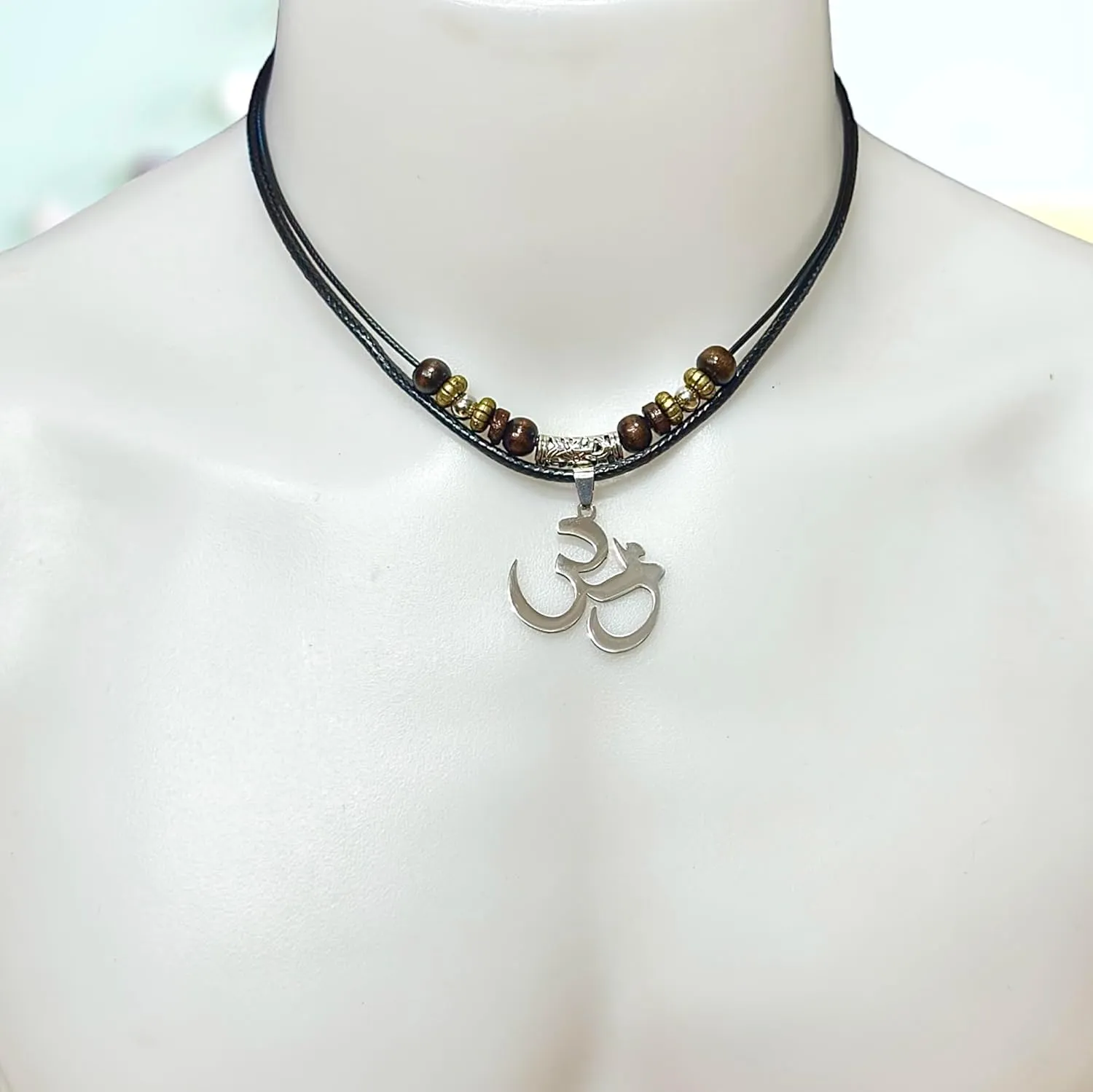 Om Ohm Sanskrit Symbol Yoga Charm Om Symbol Luminous Necklace Chakra Healing Energy Necklace Meditation Jewelry Stainless Steel ,Brass Pendant Necklace Wood Beaded with Adjustable Black Cord Mens Womens