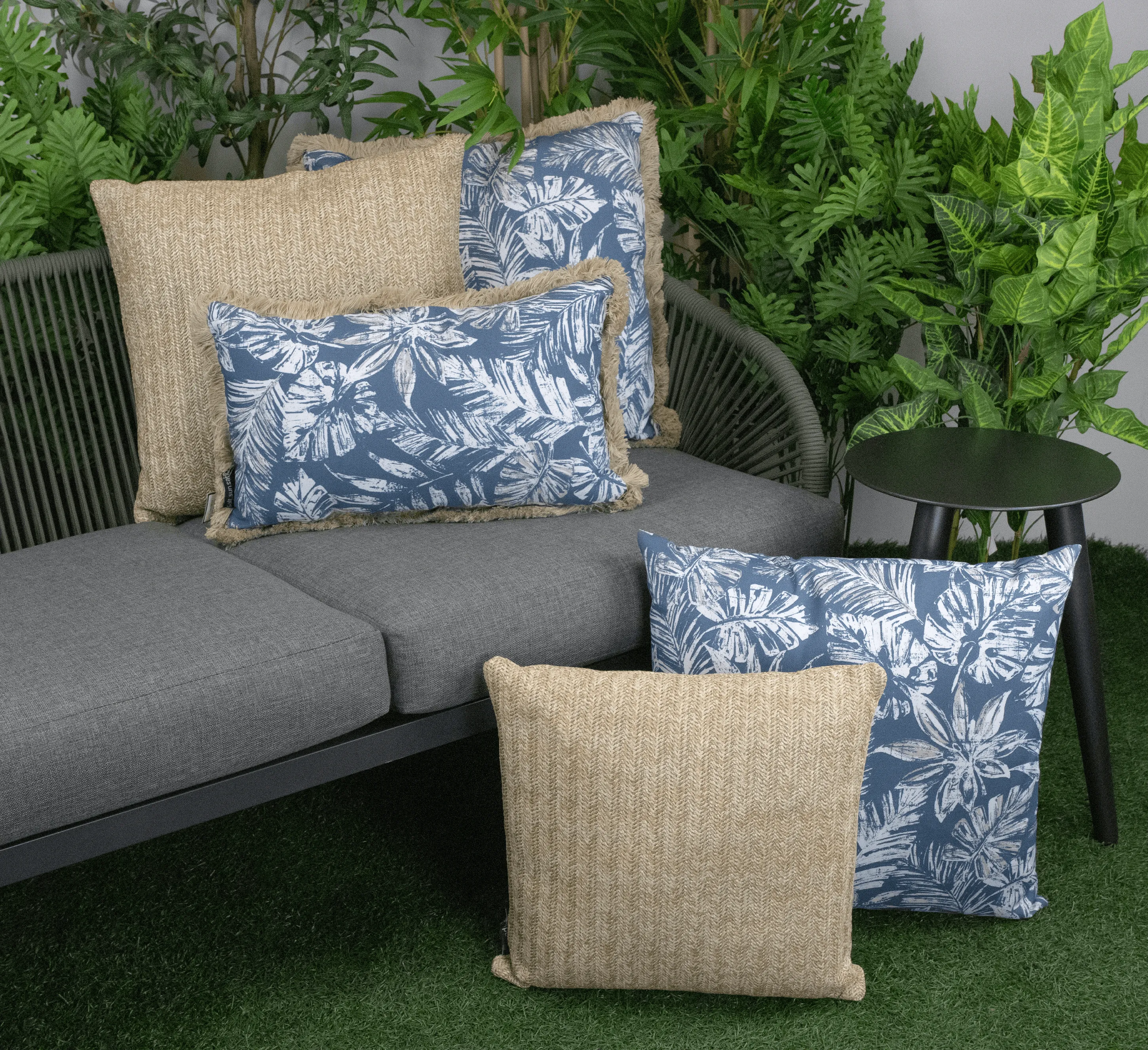 Tahiti Stylist Selection - Navy Escape
