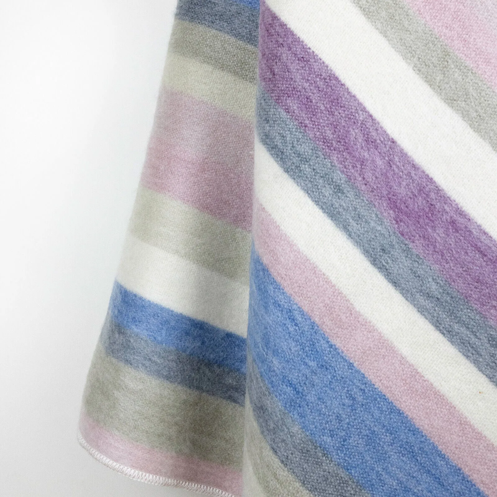 Yunga - Queen-Sized Baby Alpaca Wool Throw Blanket/Sofa Cover - 95 x 65 in - Pastel Dreams - Soft Pink/Blue/Purple Hues